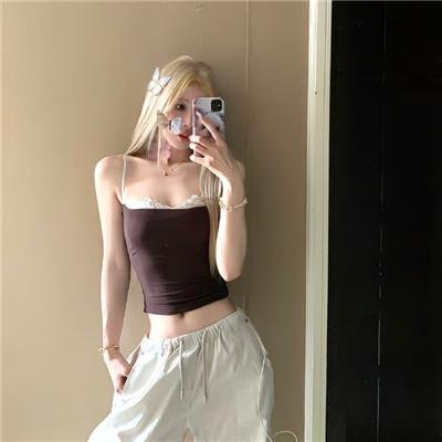 播音台的姊妹花